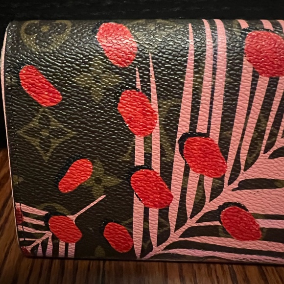 Louis Vuitton Jungle Dot Sarah Wallet - Picture 5 of 17